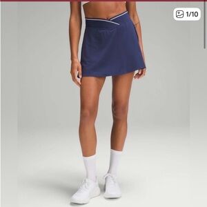 lululemon athletica Navy Skater Skirt with White-Trim V Waistband